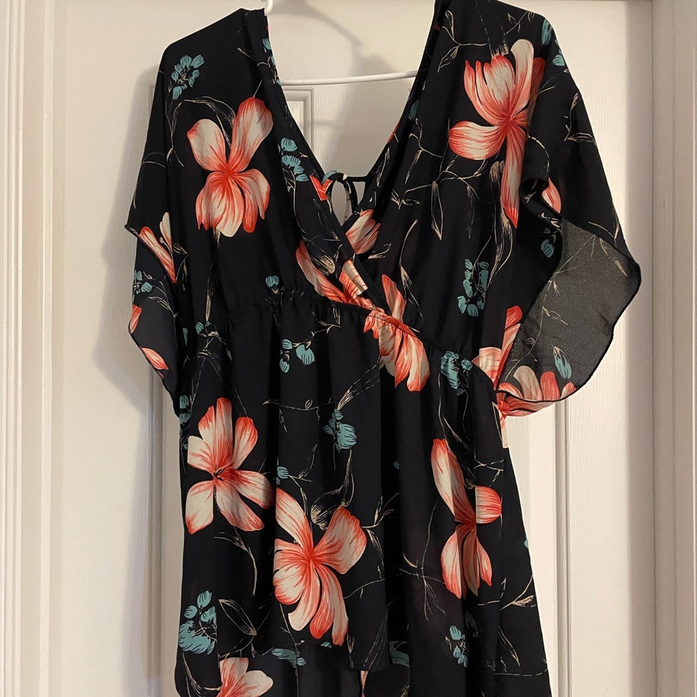 Torrid Size 2 Blouse